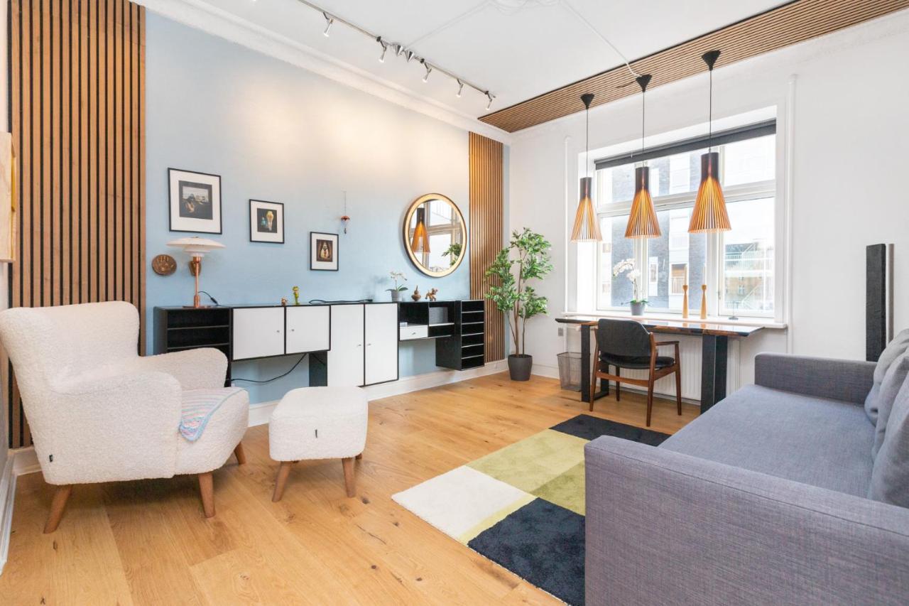 5 Min Fra Banegarden - Plads Til 4-Personer Apartment อัลบอร์ ภายนอก รูปภาพ