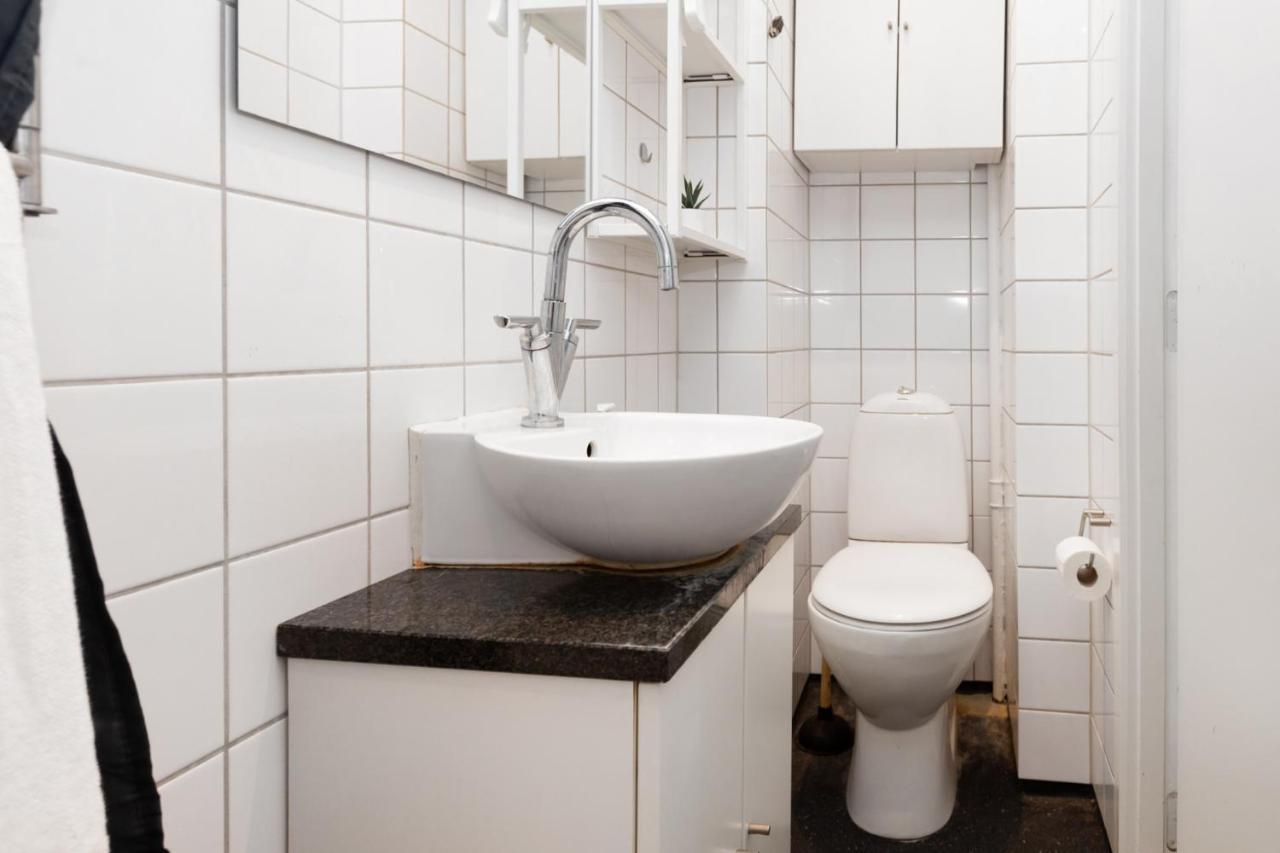5 Min Fra Banegarden - Plads Til 4-Personer Apartment อัลบอร์ ภายนอก รูปภาพ